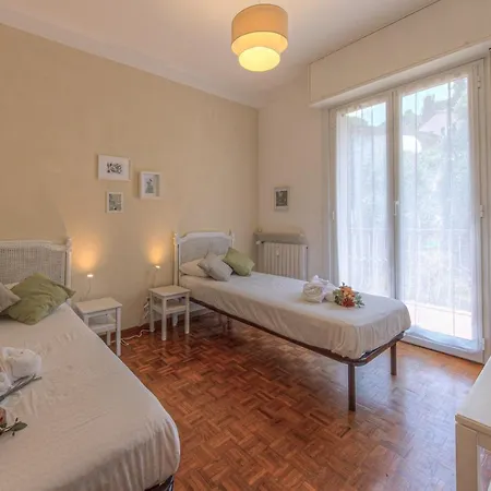 Attico Con Terrazza Vista Da Sogno * Камольи