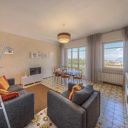 Appartement Attico Con Terrazza Vista Da Sogno