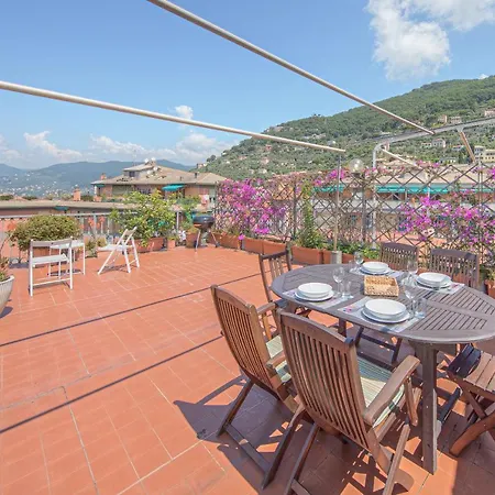 Attico Con Terrazza Vista Da Sogno Apartmán